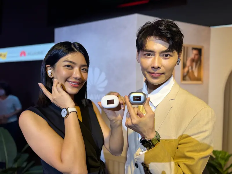 ▲華為今在台灣推首款18K金智慧錶，售8萬8888元相當高貴。（圖／記者周淑萍攝）