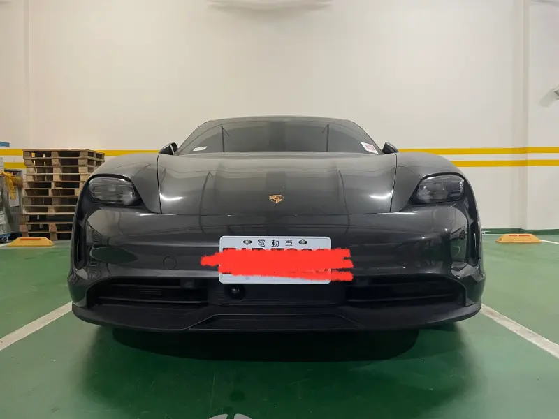 ▲灰色保時捷TAYCAN 4S純電四門跑車（圖／士林分署提供）