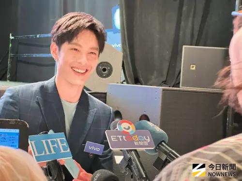 曹佑寧32歲好幸福！王淨PO蛋糕照片放閃男朋友：每天都是生日day