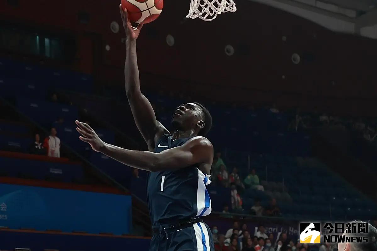 ▲阿巴西代表中華男籃出戰杭州亞運，他也希望自己能夠讓球隊突破上一屆四強的成績。（圖／特派記者葉政勳攝）