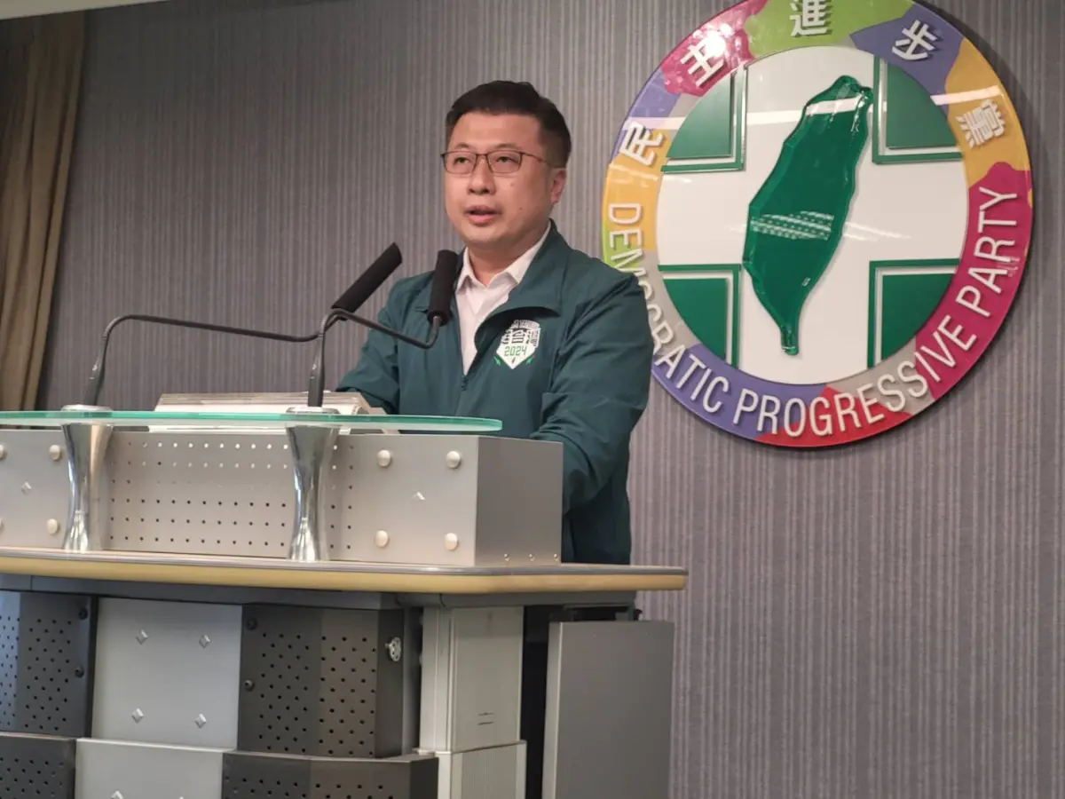 ▲對於創黨元老批評，民進黨發言人張志豪回應，民進黨願意傾聽。（圖／記者陳佩君攝，2023.09.27）