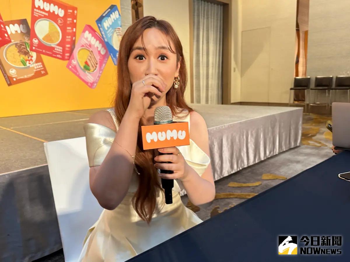 ▲吳姍儒日前在健身房巧遇胡瓜，大讚他狀態佳，得知胡瓜爆與20歲啦啦隊女孩熊霓關係甚密，超驚訝。（圖／記者黃盈容攝）