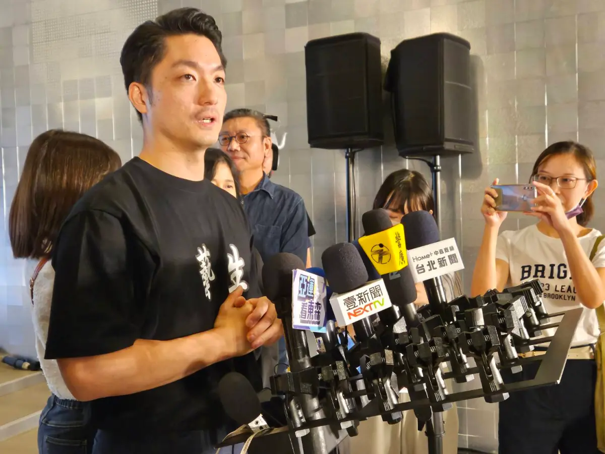 ▲台北市長蔣萬安接受媒體聯訪。（圖／記者邱新博攝，2023.09.27）