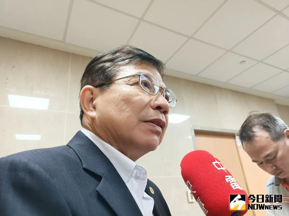 ▲董事長與總經理人選，交通部長王國材接受媒體採訪時表示，都是台鐵人馬，已報到行政院，人選繞了一大圈，「最後可能會轉回來」。（圖／記者許若茵攝，2023.09.27）