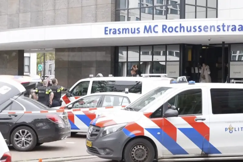 ▲荷蘭鹿特丹一名32歲男學生，28日對民宅和醫院開槍，造成2人死亡，還有1名青少女性命垂危。（圖／美聯社／達志影像）