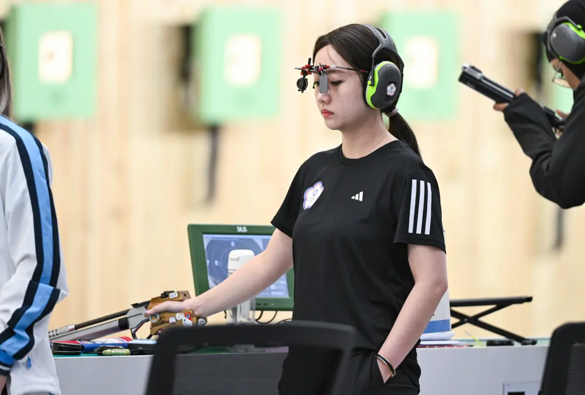 ▲「證件妹」吳佳穎與團隊另外兩位好手劉恆妤繼亞運後將繼續征戰，爭取奧運資格。（中華奧會提供）