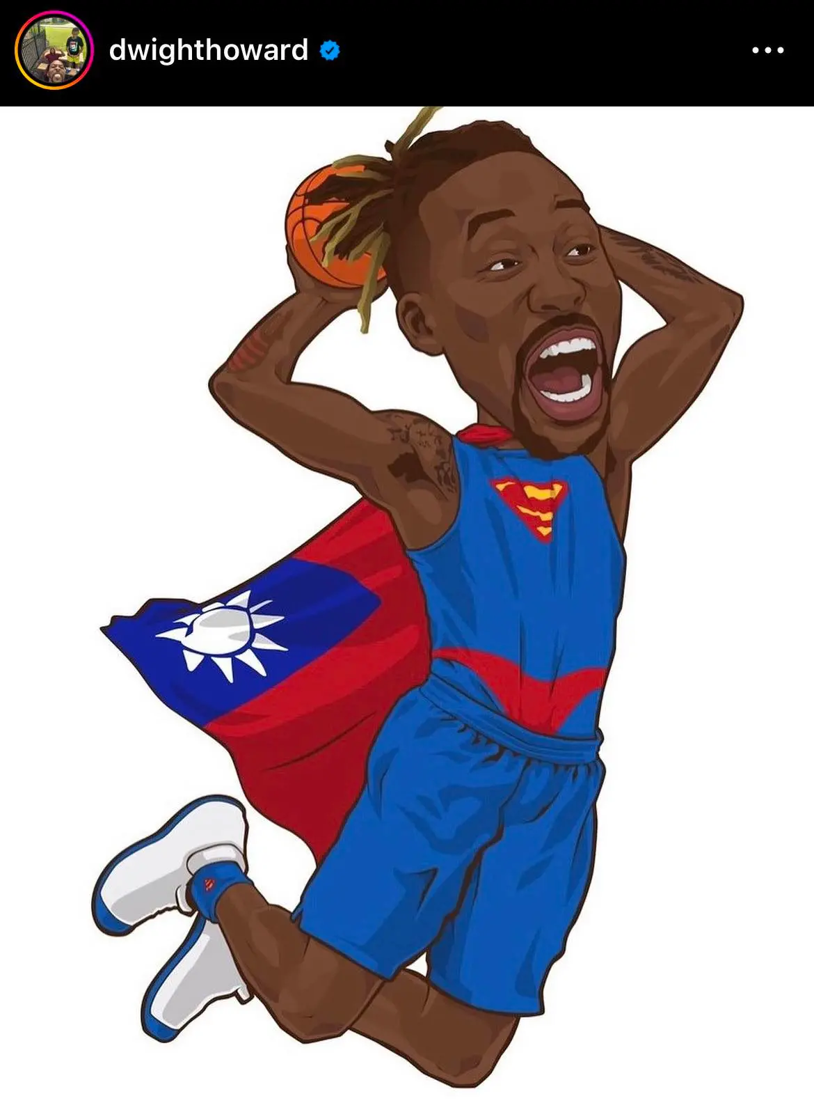 ▲Dwight Howard在30日於社交平台IG曬出身穿超人服披台灣國旗貼文，並稱真的太想念台灣。（圖／取自Dwight Howard IG）