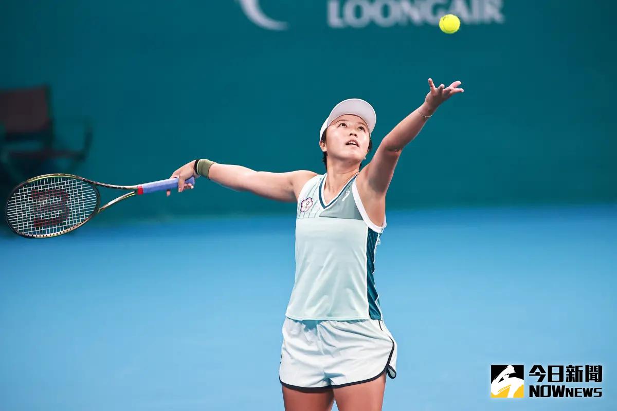 ▲詹詠然順利在巴黎奧運以保護排名進入，並在今天與搭擋中國張帥合拍，搶進巴勒摩女雙4強。（圖／NOWnews資料照、特派記者葉政勳攝）