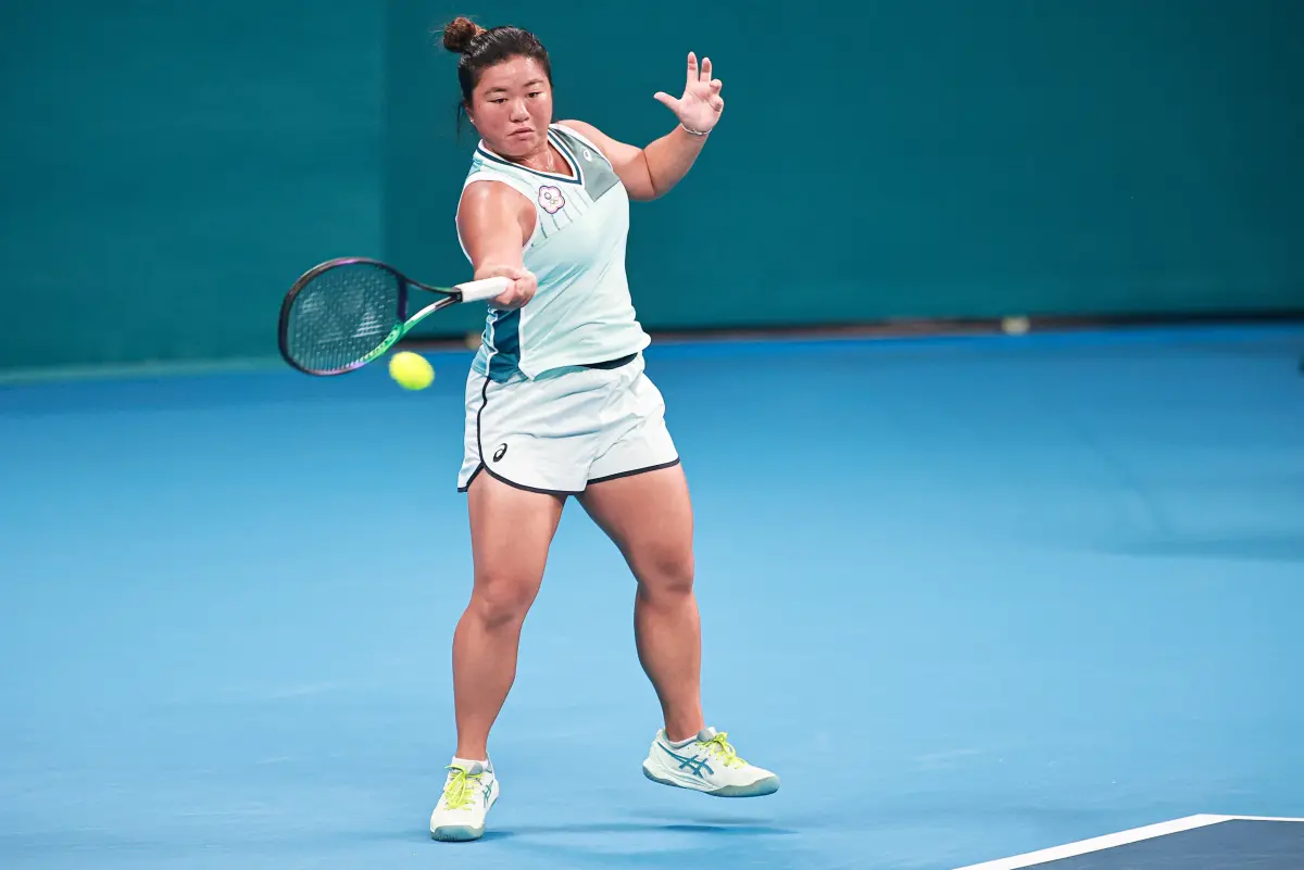 ▲杭州亞運網球項目梁恩碩單日拿下女子雙打及混合雙打兩面銀牌，她上一屆首度參加亞運則是在女子單打像目奪銅。（圖/特派記者葉政勳攝）