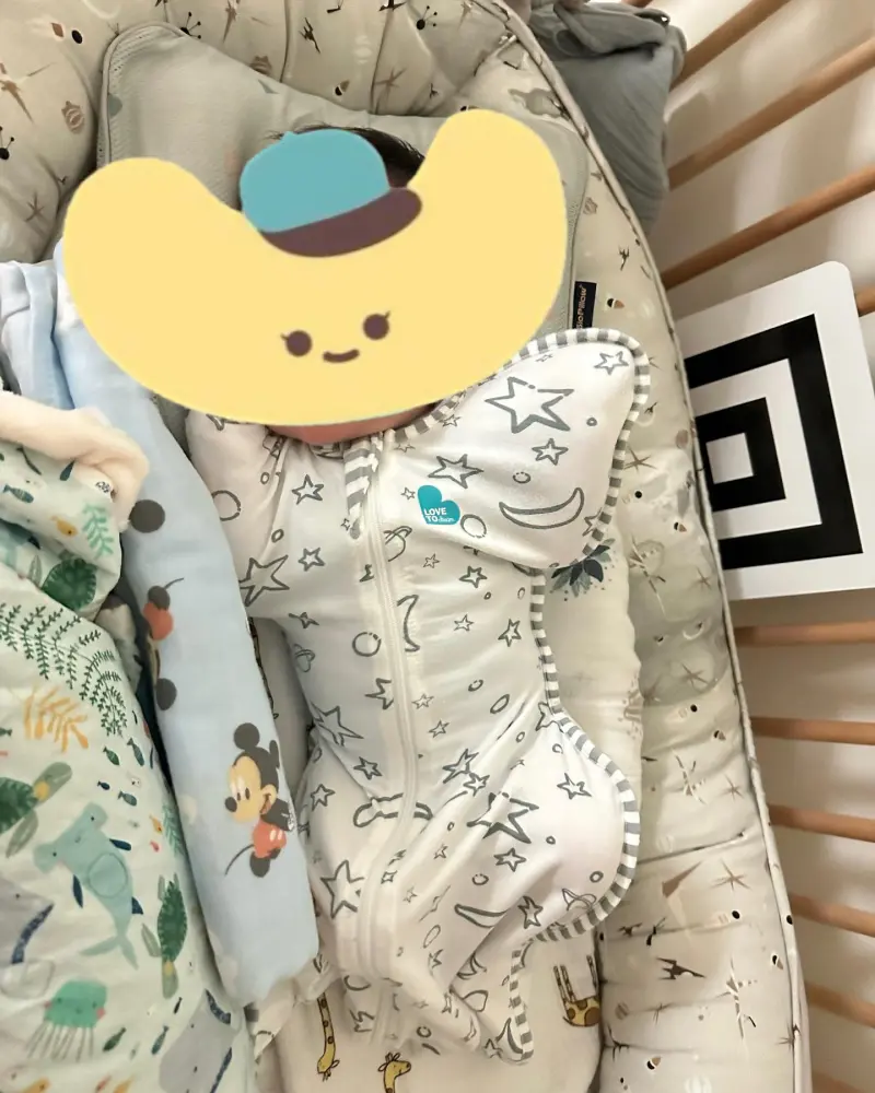 ▲▼Selina分享小腰果的萌照,慶祝中秋節快樂。(圖/翻攝Selina IG)