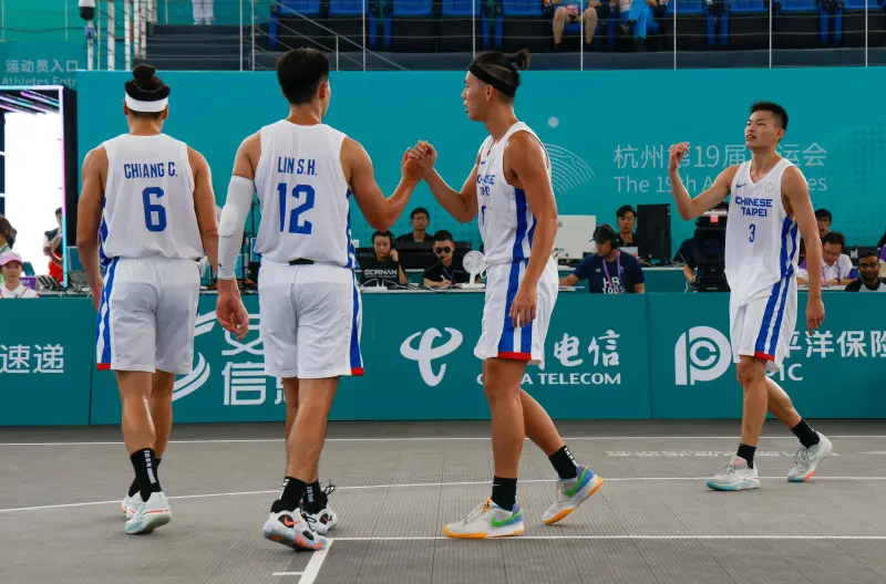 ▲中華男籃3X3爆冷擊敗地主強敵中國，挺進四強賽。奧會提供