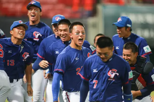 ▲2023年U18中華隊網羅許多現今剛踏入職業舞台的新星，像是效力道奇體系的柯敬賢、近期光速升上運動家2A的林維恩以及陽念希、張峻瑋、林鉑濬、孫易磊等旅外好手。本季打擊表現亮眼的林佳緯、備受期待的王念好、中信小跑車許庭綸以及效力樂天桃猿的李勛傑、張趙紘等中職小將也都是2023年U18的一員。（圖／NOWnews資料照）