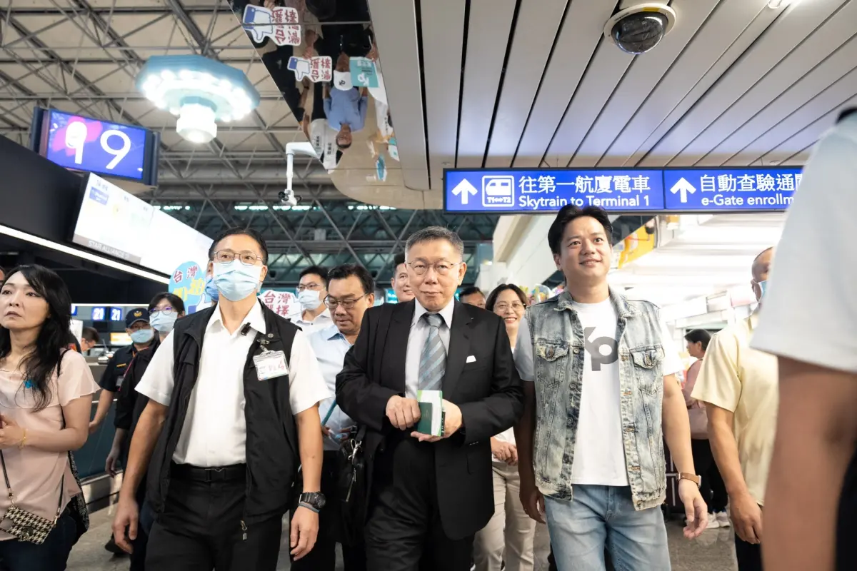 ▲民眾黨主席柯文哲今（1）日搭機訪美。（圖／民眾黨提供）