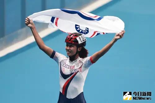 ▲杭州亞運女子速度輪滑爭先賽1000公尺爭先賽，劉懿萱、李孟竹發揮出色。（圖／特派記者葉政勳攝）