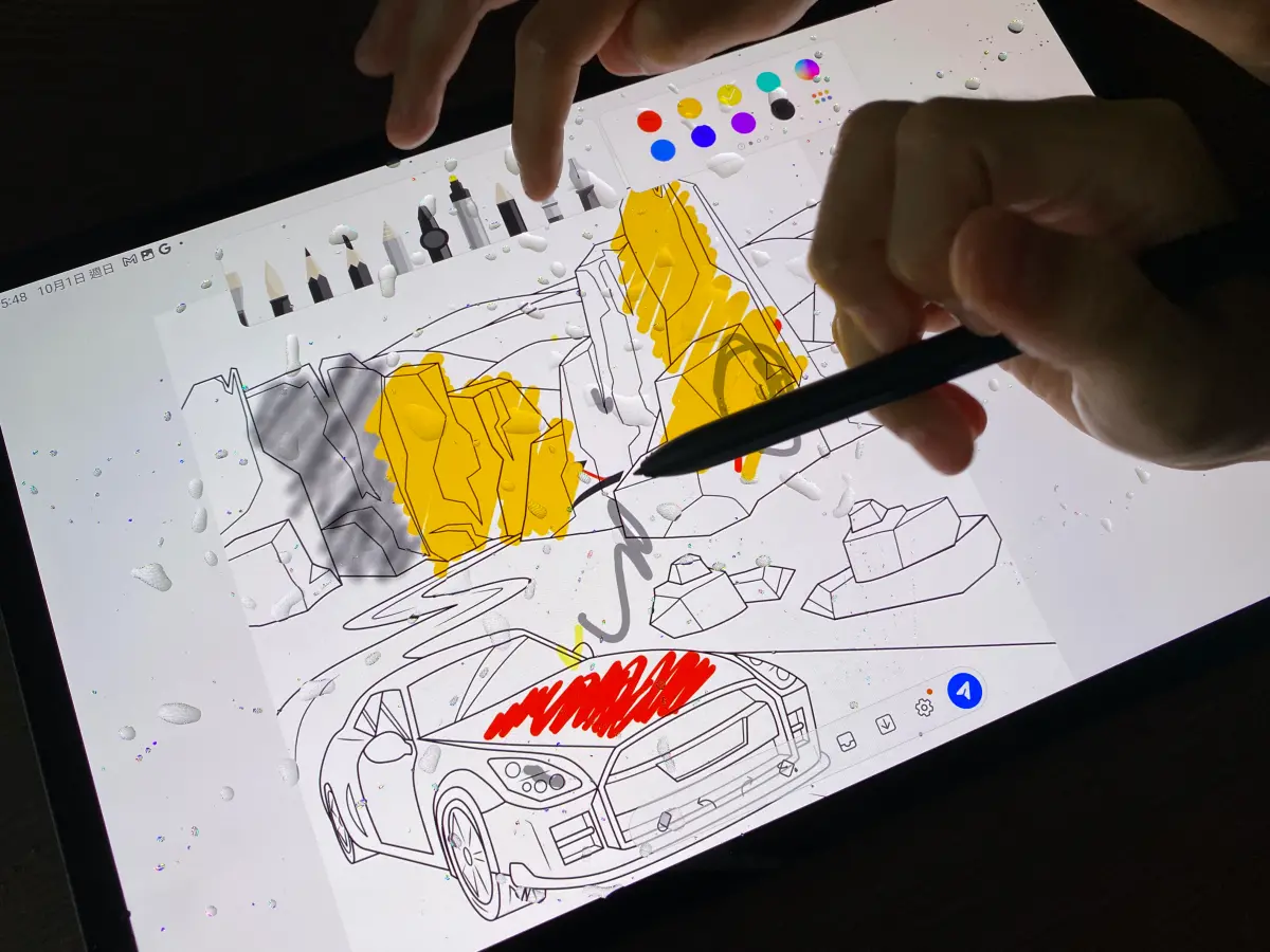 ▲三星Galaxy Tab S9+平板具備三星S系列平板首款IP68防水防塵功能，使用環境上更不受限。（圖／記者周淑萍攝）