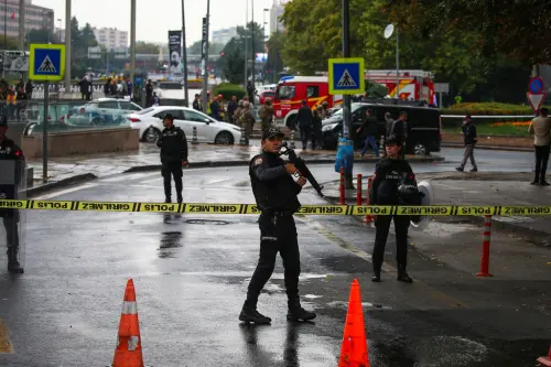 土耳其首都遇恐攻！炸彈襲擊釀「2死2傷」　疑刻意選國會大樓犯案
