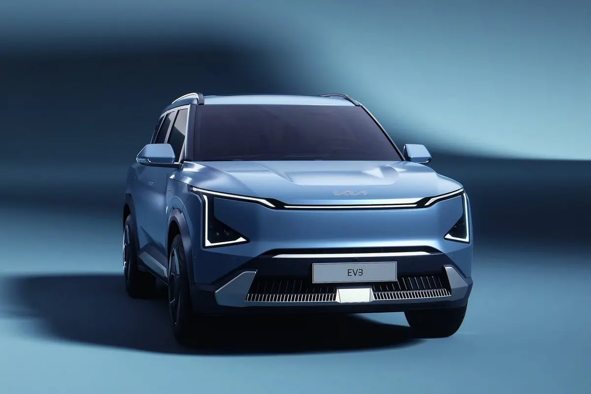 ▲ 搭載Kia最新平台 目前最小電動車EV3偽裝車被拍到了 