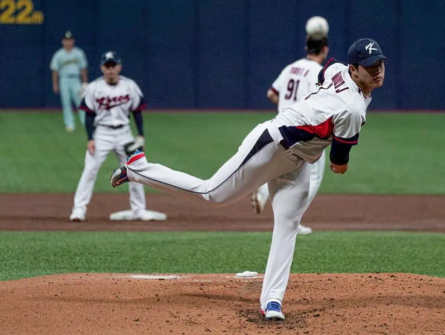 ▲韓國隊先發投手文東珠，現在效力韓國職棒韓華鷹隊。（圖／文東珠IG)