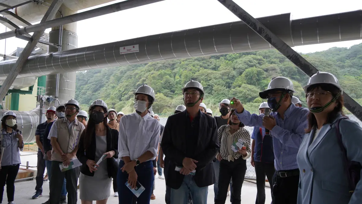 ▲新北市邀集宜北北基桃縣市局處參訪金山區四磺子坪地熱發電廠。（圖 ／新北市政府經濟發展局提供）