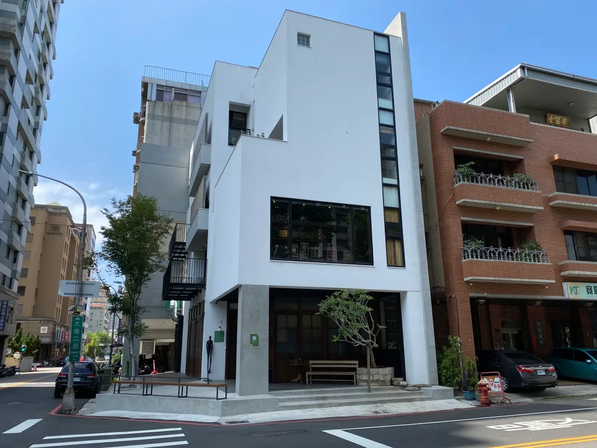 ▲台北「春韭」私廚餐廳每人僅1200元起就吃得到。繼開設台北基河店、晴光店之後，今年10月插旗於台中精誠路上，並有多道新菜推出。（圖／記者葉盛耀攝）