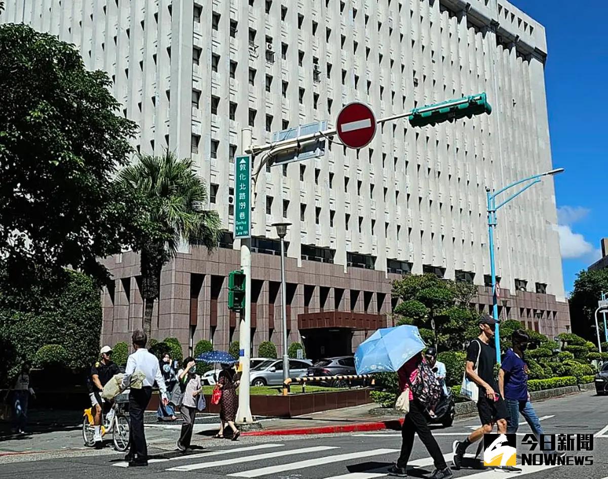 ▲台塑企業5000人進駐內湖，敦北總部所在的商圈已有便當店倒閉，店面租金慘跌32%。（圖／NOWnews資料照）