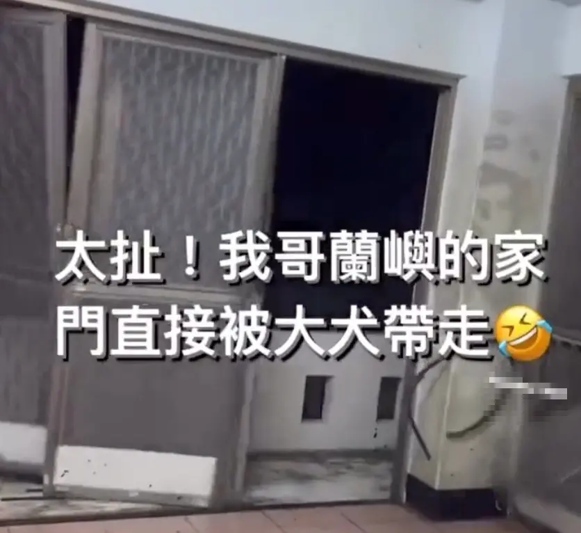 ▲蘭嶼在地的民眾住家大門直接被小犬強風一波帶走，讓屋主超傻眼。（圖/Tik Tok@linlin_829）