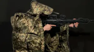 烏克蘭研發出「隱形斗篷」！可躲熱像儀偵測　替烏軍反攻添助力
