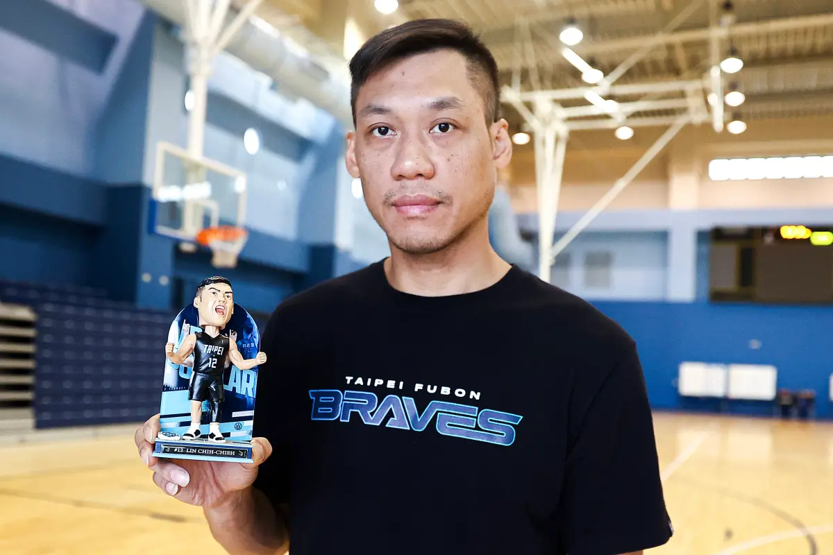 ▲台北富邦勇士隊42歲老將「野獸」林志傑，原先在本季開賽前就曾透露這可能是他職業生涯的最後一年，但隨著賽季進行，他最終選擇再戰一年。根據富邦勇士總教練許晉哲的說法，這個決定在農曆年後逐漸明朗。（圖／富邦勇士提供）