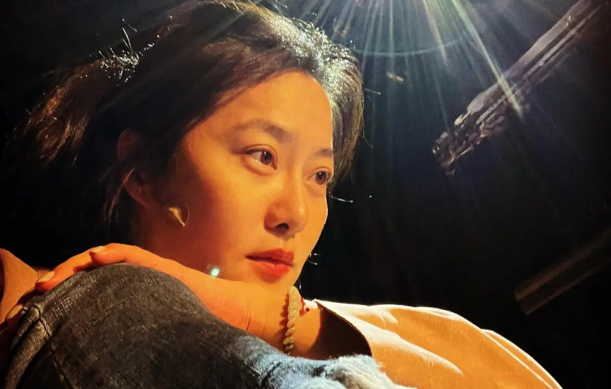 ▲趙小僑和「七朵花」仔仔感情深厚，但因女兒抓周無法參加好友告別式，透露仔仔家人想低調的心願。（圖／翻攝趙小僑臉書）