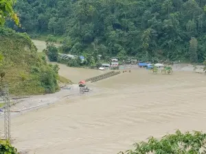 印度洪水釀56死　軍方彈藥遭沖走恐危及公安
