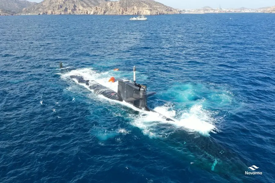 西班牙造潛艦狀況多！船身一度太重浮不起來美國相助成本卻暴增