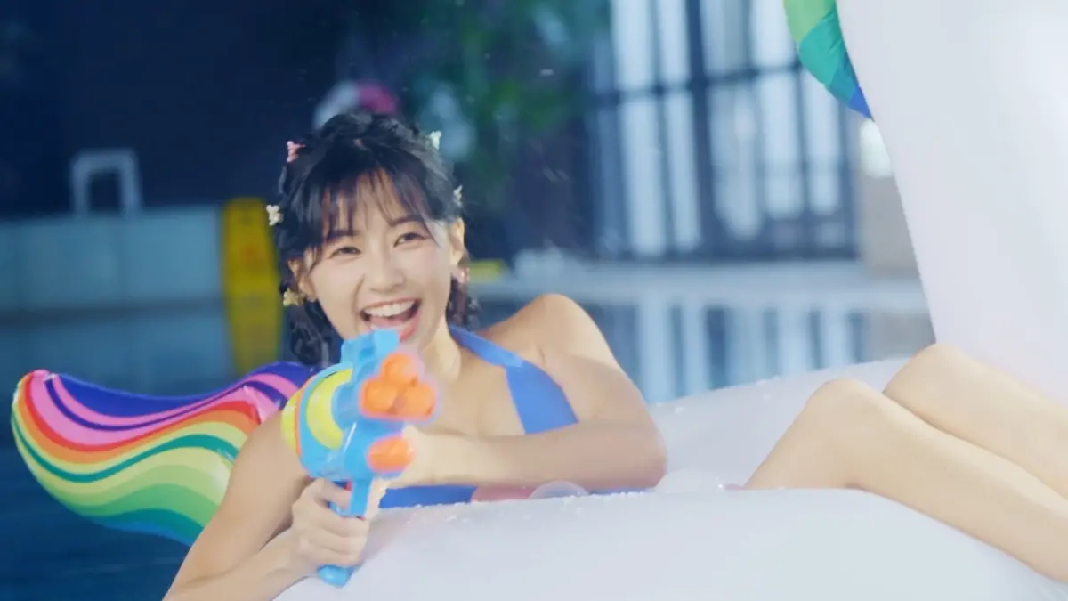 ▲啦啦隊女神慈妹，日前宣布重大喜訊，還化身成美人魚嗨喊，「有好消息再跟大家說！」（圖／拉斯維加斯娛樂城提供）