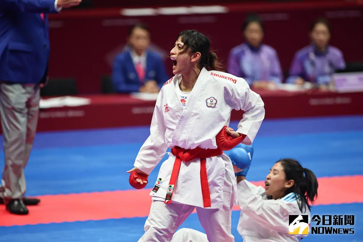 ▲中華隊空手道選手谷筱霜在金牌戰演出大逆轉，擊敗哈薩克好手Moldir Zhangbyrbay奪金。（圖／特派記者葉政勳攝）