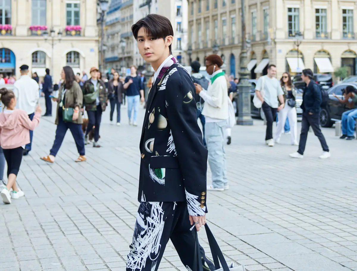 ▲李玉璽首次參加巴黎時裝周，走到哪都被要IG。（圖／晴空鳥提供）