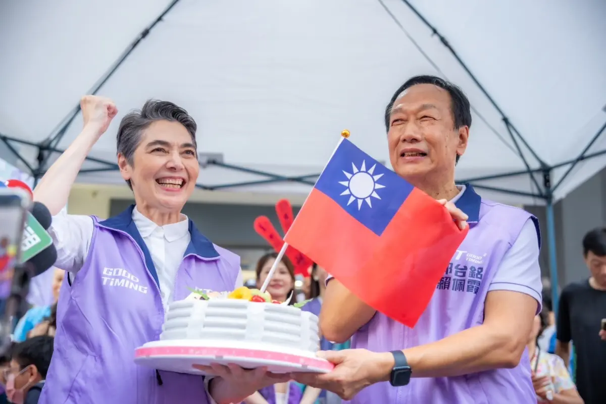 ▲副總統參選人賴佩霞擁有美國國籍，恐怕無法登記參選。（圖／郭台銘辦公室提供）