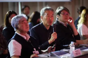 ▲馬天宗（中）很開心參與釜山影展。（圖／風度影業）