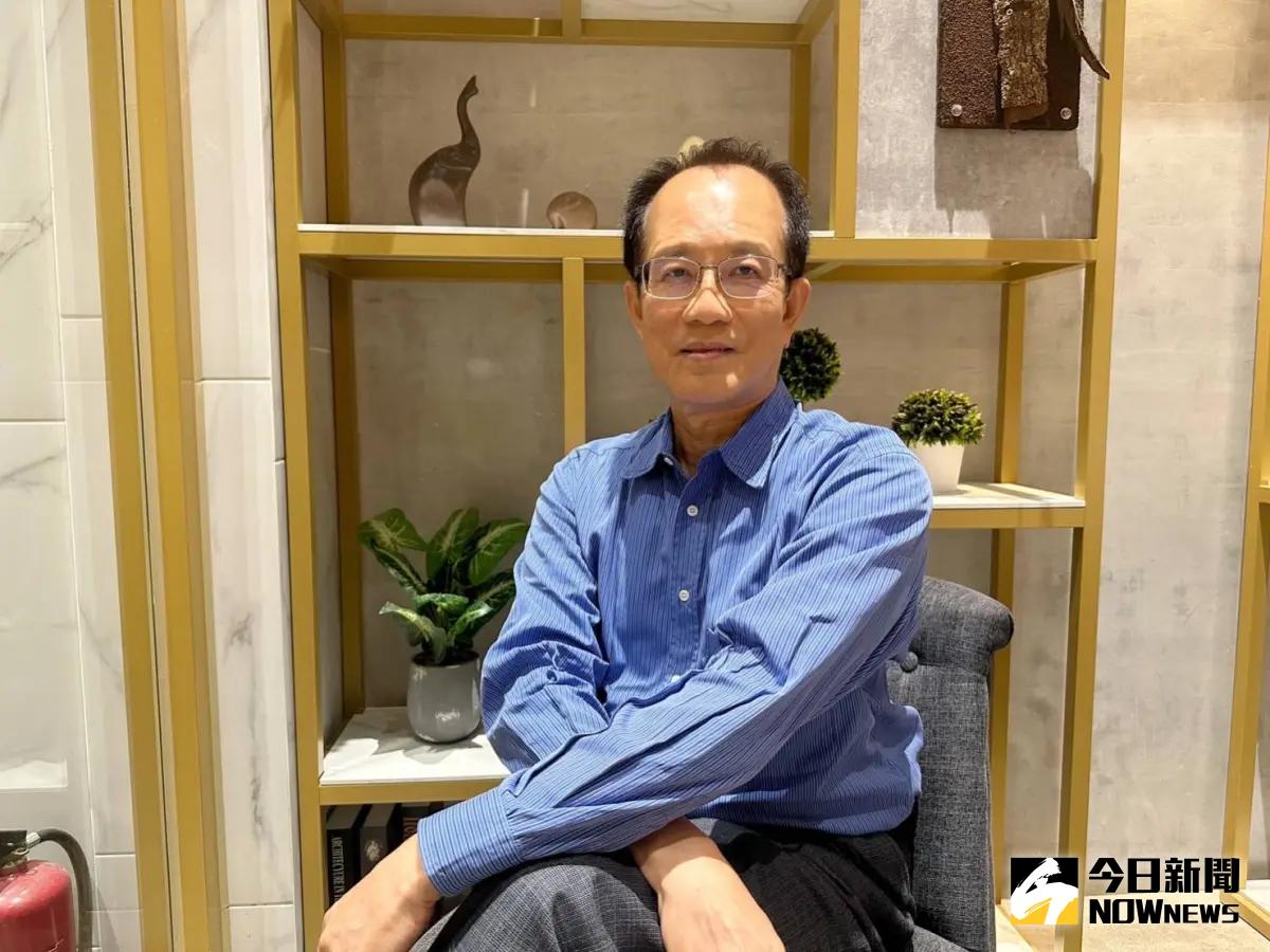 ▲針對柯文哲舉行「國家治理憲政改革」記者會，台灣民眾黨中央委員林富男對柯文哲強調還權於民，組成聯合政府，並推動內閣制入憲作出高度評價，認為這將為台灣帶來穩定憲政和經濟繁榮。（圖／記者郭俊暉攝）