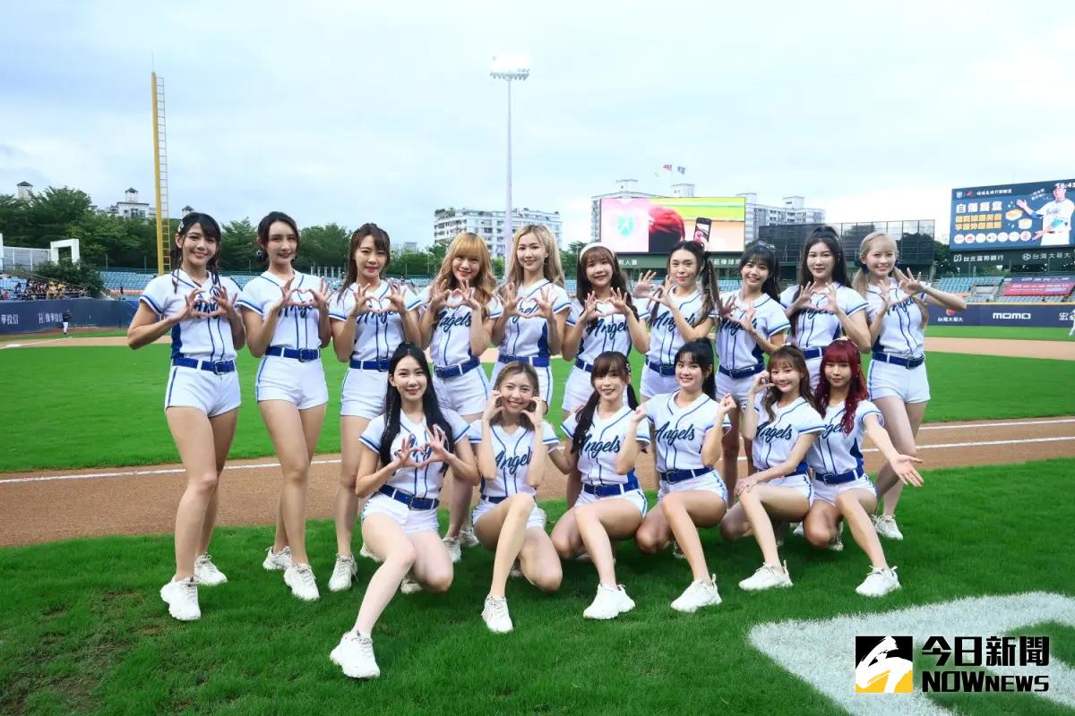▲Fubon Angels棒球隊為愛戀拾光主題日開出好球（特約記者林柏年攝）