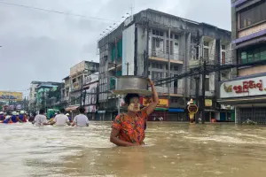 緬甸勃固豪雨釀洪災　官媒：1萬4000人流離失所
