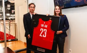 首度跨足NBA!長榮航空攜手休士頓火箭隊 成航空獨家贊助商