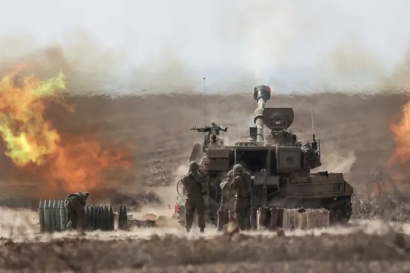 ▲以色列與伊斯蘭哈馬斯武裝分子之間的戰鬥未歇，越來越多砲彈被射向加薩走廊。（圖／美聯社／達志影像）