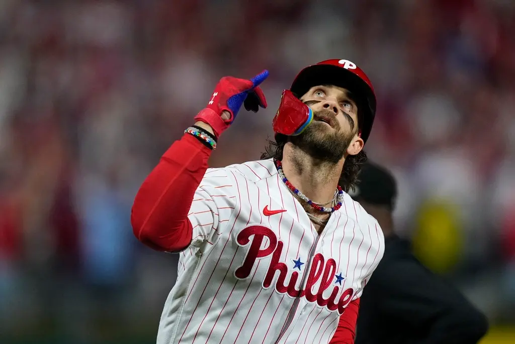 ▲棒球確定重返2028洛杉磯奧運，費城人隊主砲哈波（Bryce Harper）渴望穿上美國隊球衣，並表示參加奧運是夢想。（圖／美聯社／達志影像）