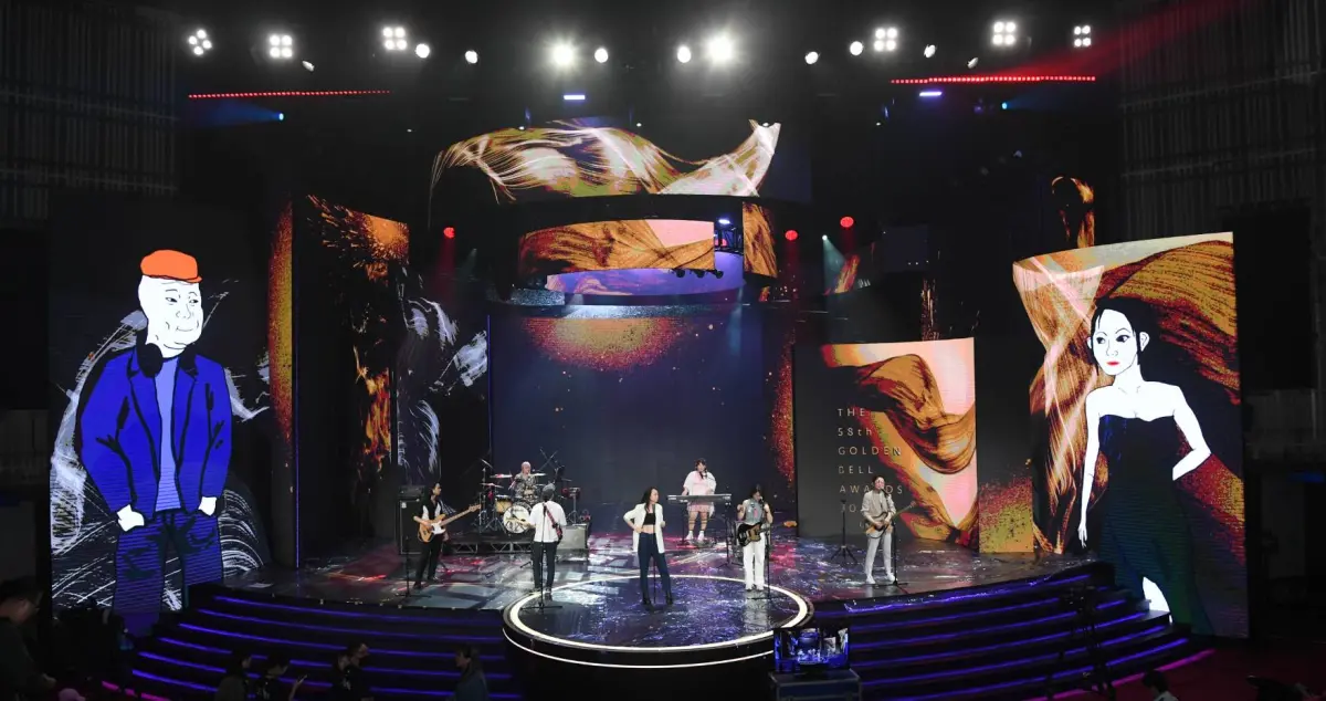 ▲第58屆廣播金鐘獎在今晚7點隆重登場，除了7名廣播DJ人帶來的樂團表演外，主持人還驚喜致敬了網路上爆紅的話題「山道猴子」。（圖／三立電視提供）