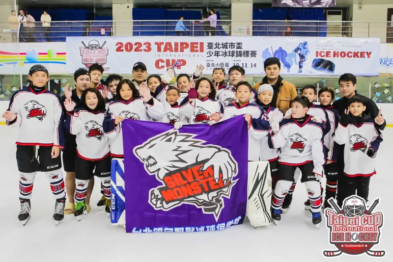 ▲2023年台北城市盃少年冰球錦標賽，U12組冠軍台北銀色野獸。（主辦提供）