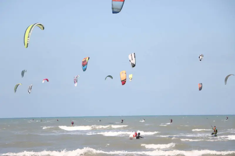 ▲風箏衝浪比賽(圖／觀旅局提供2023.10.15)