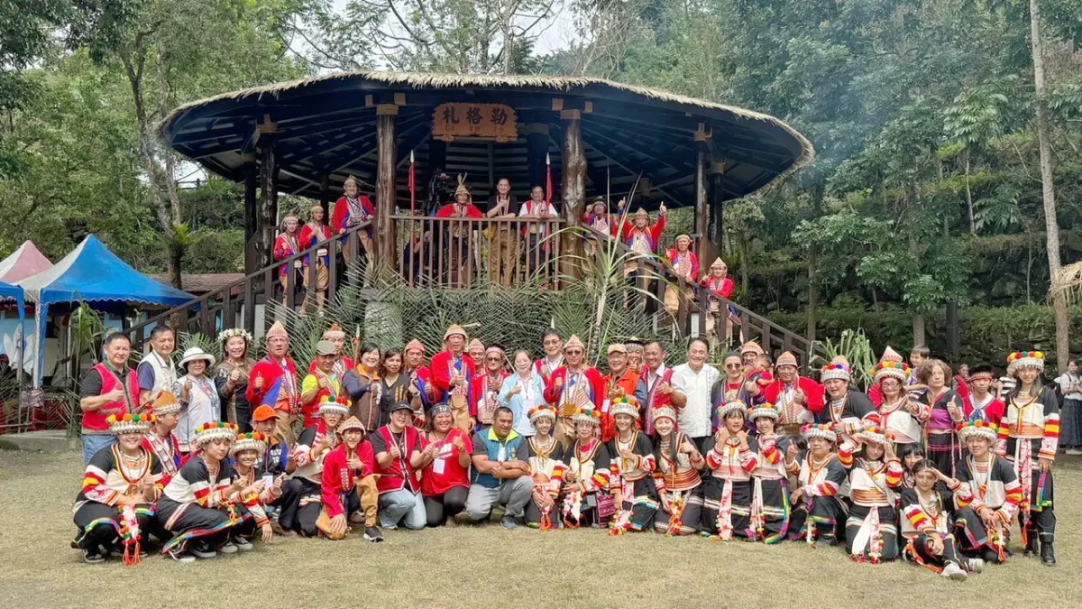 ▲一年一度的米貢祭於那瑪夏區瑪雅里的卡那卡那富族男子聚會所(cakʉrʉ)舉辦。（圖／高市府原民會提供）