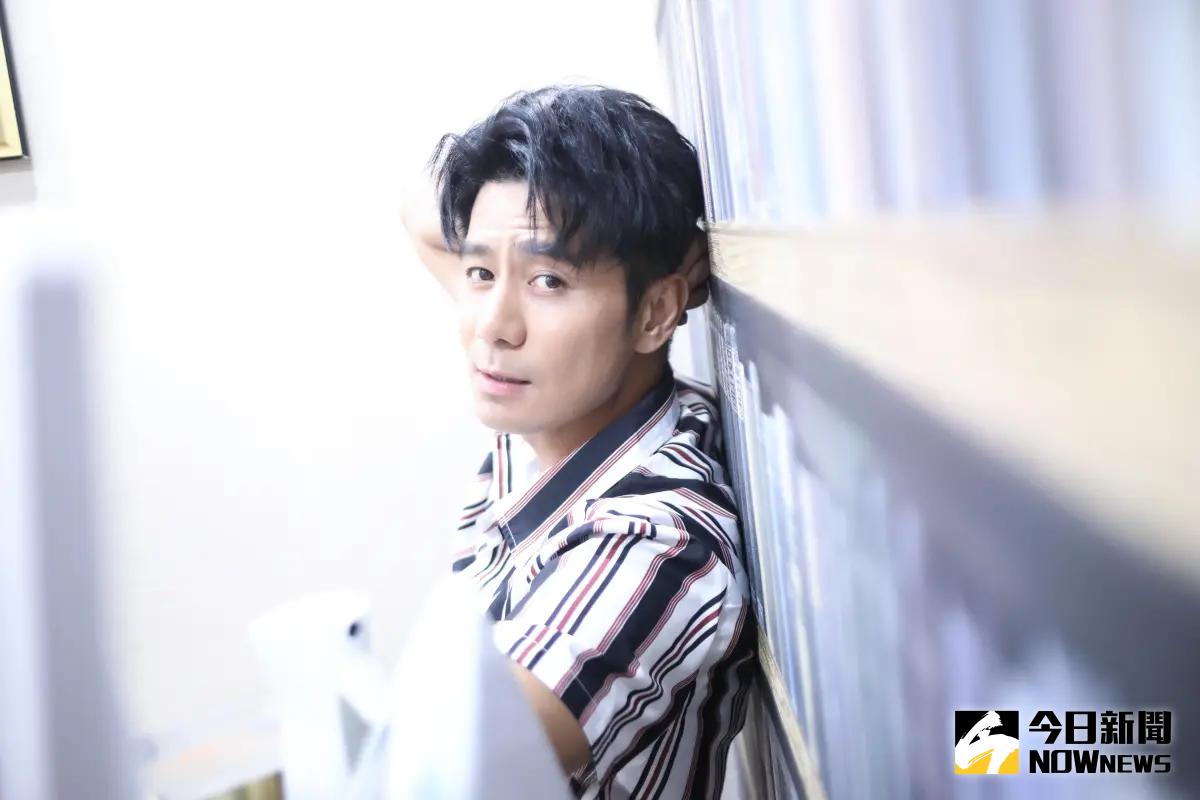 ▲郭彥均第4度入圍金鐘獎，對得獎已經看淡，談到對手小兵不倫醜聞仍入圍，不多評論。（圖／記者鄭孟晃攝）