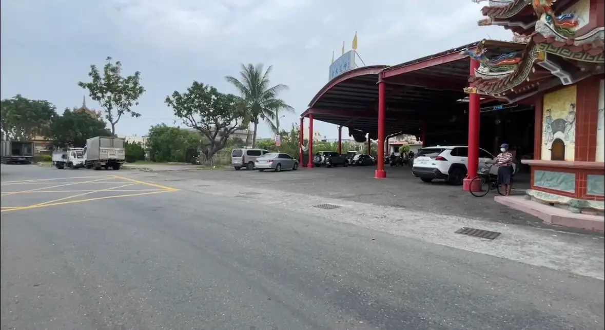 ▲詐騙集團內的糾紛，害廟公無辜遭槍擊。（圖／翻攝畫面）