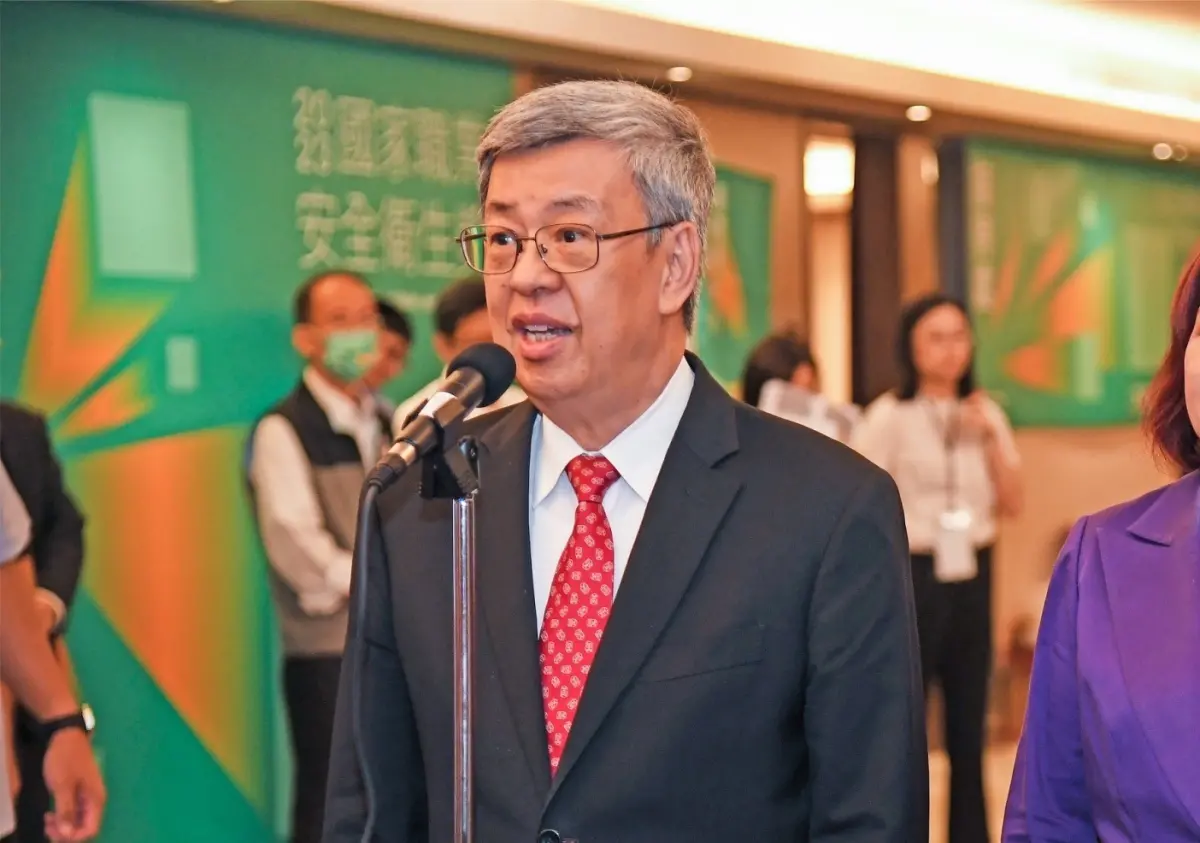 ▲媒體報導稱因兵源不足義務役將赴前線，陳建仁表示該報導並非事實，籲民眾不要輕易相信。（圖／行政院提供）