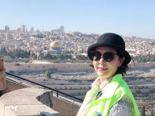 ▲白嘉莉心疼以色列遭到哈馬斯屠殺,感嘆台灣人生在美麗的寶島,擁有和平、民主、安全。(圖/白嘉莉臉書) ▲白嘉莉心疼以色列遭到哈馬斯屠殺,感嘆台灣人生在美麗的寶島,擁有和平、民主、安全。(圖/白嘉莉臉書)
